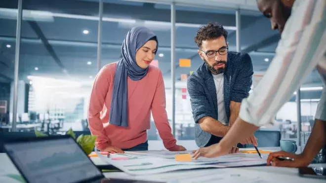 coworkers collaborating