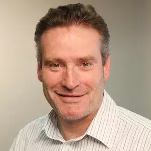 Martin Warwick